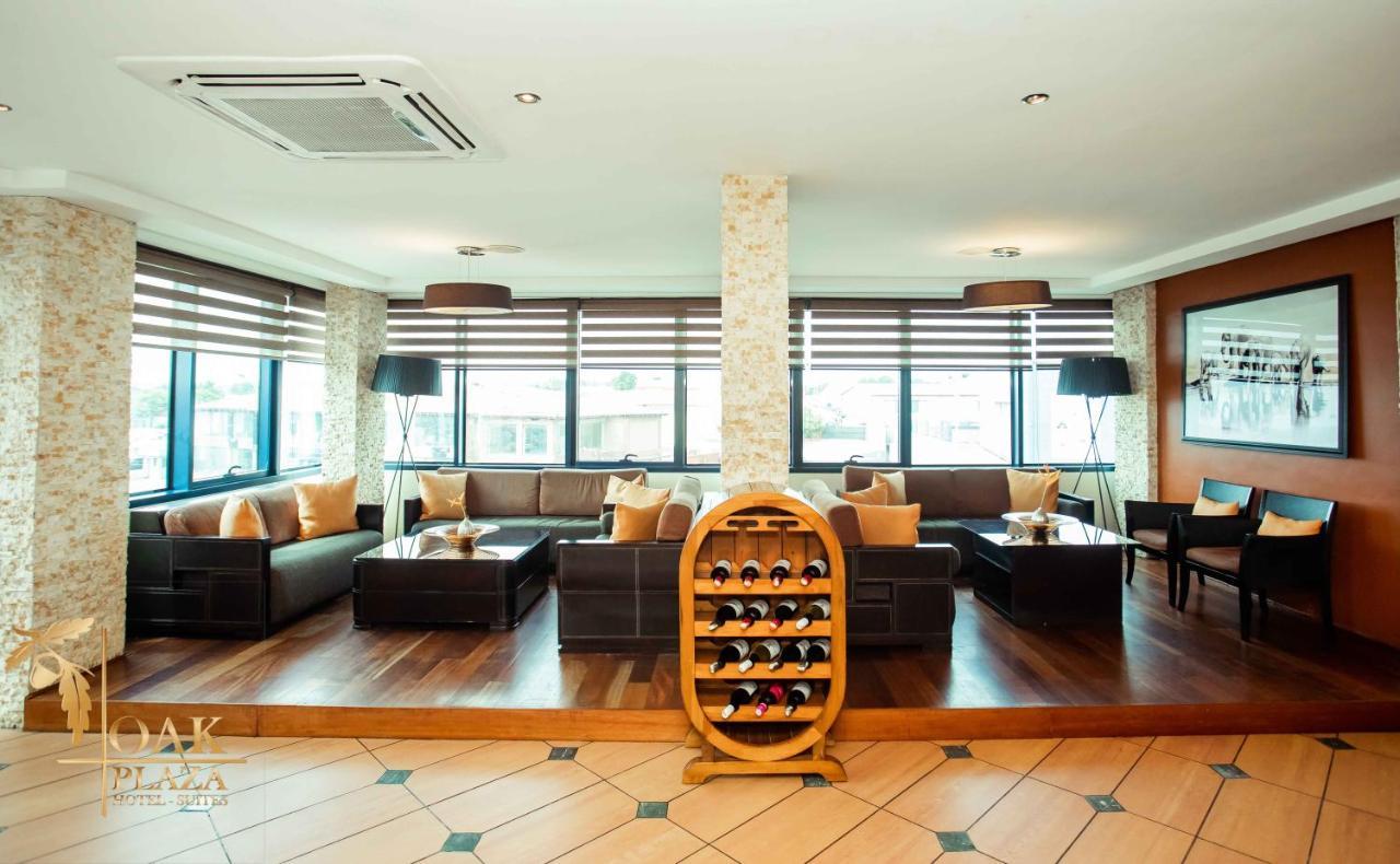 Oak Plaza Hotels East Airport Akra Zewnętrze zdjęcie