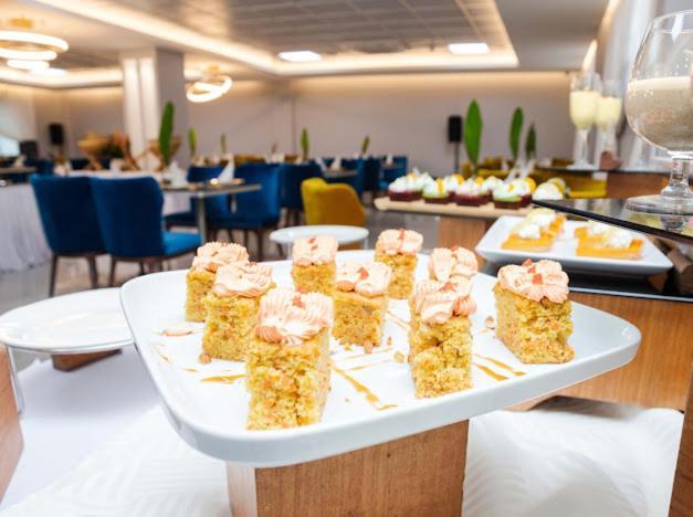 Oak Plaza Hotels East Airport Akra Zewnętrze zdjęcie