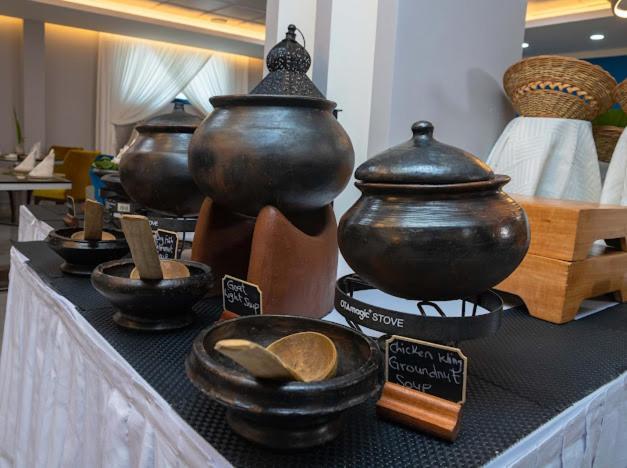 Oak Plaza Hotels East Airport Akra Zewnętrze zdjęcie