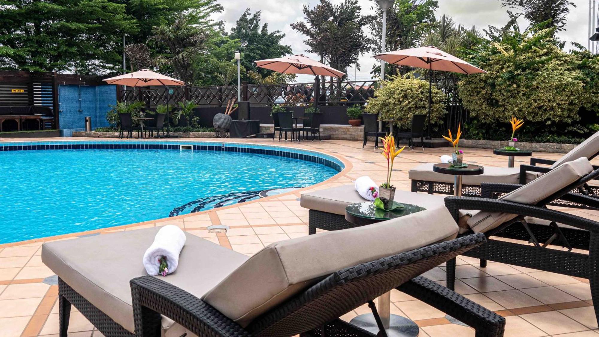 Oak Plaza Hotels East Airport Akra Zewnętrze zdjęcie