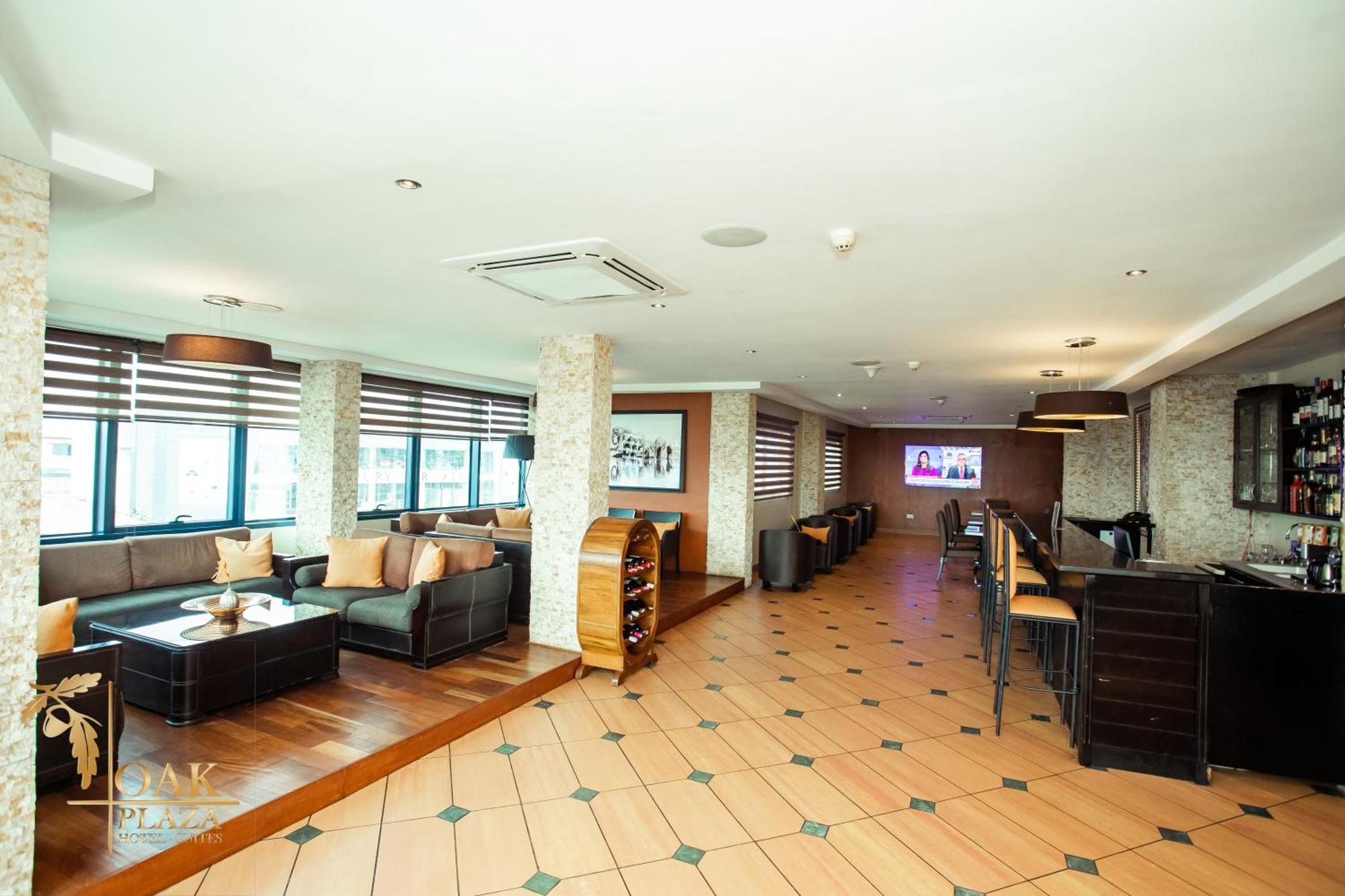 Oak Plaza Hotels East Airport Akra Zewnętrze zdjęcie