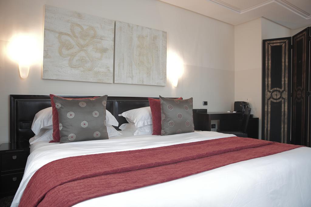 Oak Plaza Hotels East Airport Akra Zewnętrze zdjęcie
