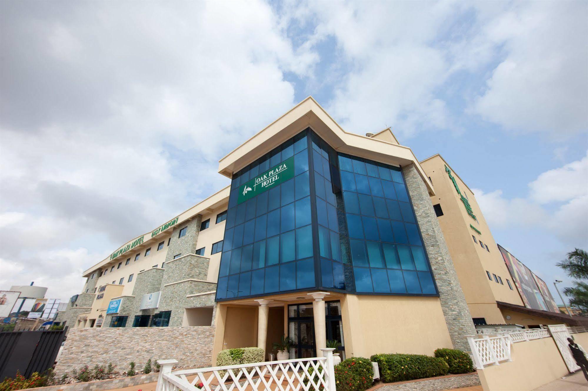 Oak Plaza Hotels East Airport Akra Zewnętrze zdjęcie