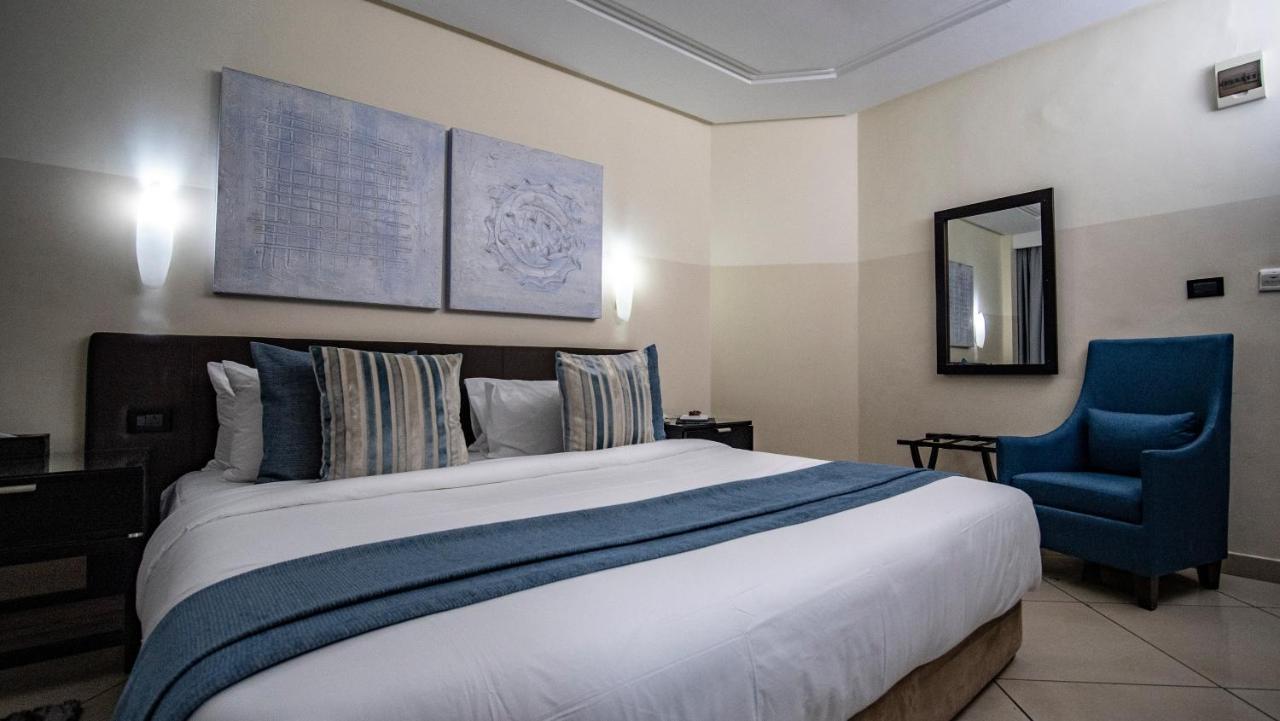 Oak Plaza Hotels East Airport Akra Zewnętrze zdjęcie