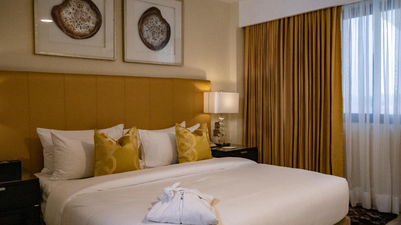 Oak Plaza Hotels East Airport Akra Zewnętrze zdjęcie