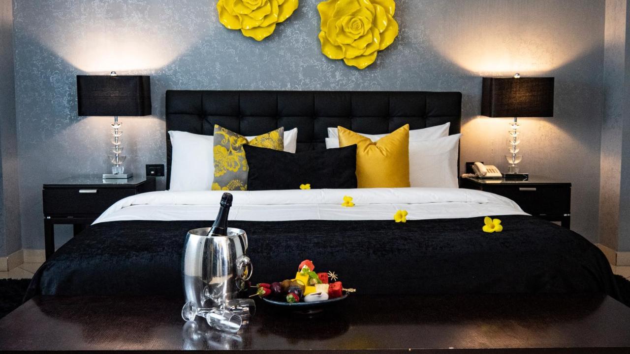 Oak Plaza Hotels East Airport Akra Zewnętrze zdjęcie